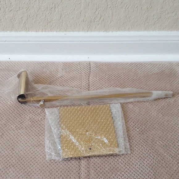 Adjustable Bag Display Stand - Picture 3 of 5